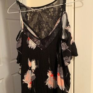 Women’s semi dressy Blouse